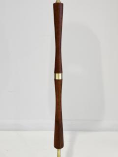Paul McCobb VINTAGE BRASS AND WALNUT FLOOR LAMP - 4719563