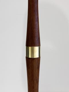 Paul McCobb VINTAGE BRASS AND WALNUT FLOOR LAMP - 4719566