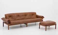 Percival Lafer Midcentury Brazilian Sofa in Brown Leather and Rosewood by Percival Lafer - 2253043