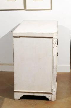 Period Gustavian 1780s Swedish Painted Breakfront Commode with Carved Medallions - 3417183