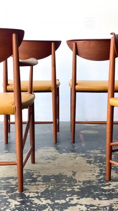 Peter Hvidt Orla M lgaard Nielsen Set of 8 dining chairs in teak by Peter Hvidt Orla M lgaard Nielsen for S borg - 3855685