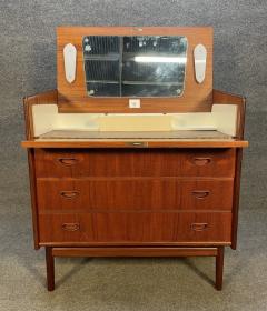 Peter Hvidt VINTAGE DANISH MID CENTURY MODERN TEAK DRESSER VANITY ATTRIBUTED TO PETER HVIDT - 3255704