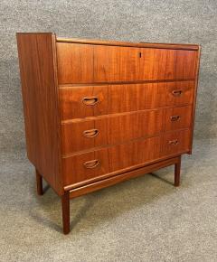 Peter Hvidt VINTAGE DANISH MID CENTURY MODERN TEAK DRESSER VANITY ATTRIBUTED TO PETER HVIDT - 3255798