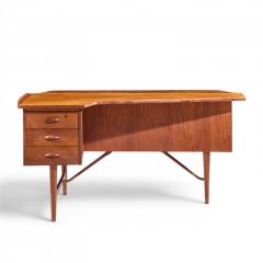 Peter L vig Nielsen Peter Lovig Nielsen Peter L vig Nielsen Mid Century Danish Teak Boomerang Desk - 4615929