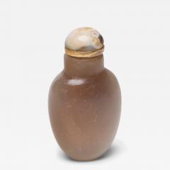 Petite Pale Agate Snuff Bottle - 4168104