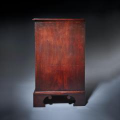 Philip Bell 18th Century George III Mahogany Bachelors Chest by Philip Bell London - 3128202