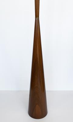 Phillip Lloyd Powell Walnut Hourglass Floor Lamp in the Manner of Raymond Pfenning - 927970