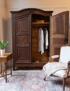 Piedmontese Walnut Armoire circa 1790 - 4451714