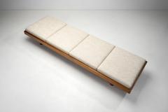 Pierre Chapo Pierre Chapo Elm L09H Daybed with Four Cushions France 1960s - 4292123