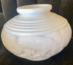 Pierre DAvesn DAvesn Art Deco Vase With Lions And Lioness Rare Opaque Glass - 1342757
