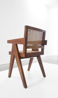 Pierre Jeanneret Conference Chair - 455211