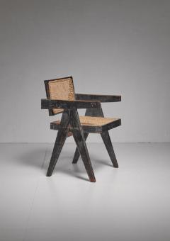 Pierre Jeanneret Pierre Jeanneret Chandigarh High Court black V leg chair 1950s - 841242