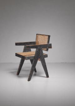 Pierre Jeanneret Pierre Jeanneret Chandigarh High Court black V leg chair 1950s - 841243