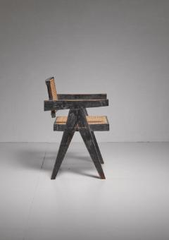 Pierre Jeanneret Pierre Jeanneret Chandigarh High Court black V leg chair 1950s - 841244