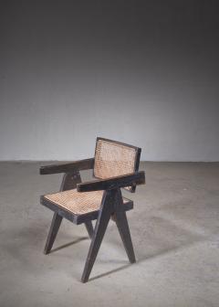 Pierre Jeanneret Pierre Jeanneret Chandigarh High Court black V leg chair 1950s - 2850679