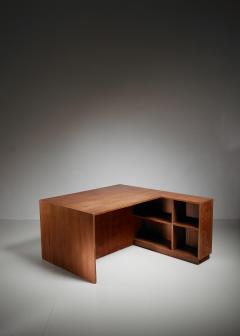 Pierre Jeanneret Pierre Jeanneret Judges deliberation desk from Chandigarh - 879395