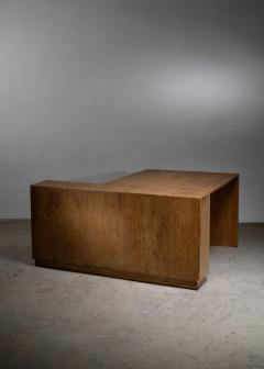 Pierre Jeanneret Pierre Jeanneret Judges deliberation desk from Chandigarh - 4317738