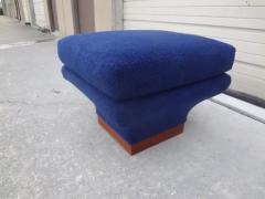 Pierre Paulin French Mid Century Modern Ottoman or Bench Attributed To Pierre Paulin - 3638283