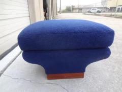 Pierre Paulin French Mid Century Modern Ottoman or Bench Attributed To Pierre Paulin - 3638284