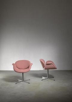 Pierre Paulin Pair of Pierre Paulin Tulip chairs The Netherlands 1960s - 760660