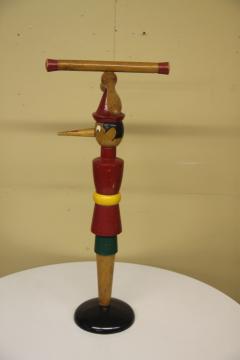 Pinocchio Childrens Valet Made in Italy in the 1940s  - 2752919