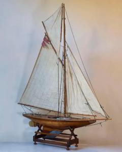 Planked pond Yacht - 4134805