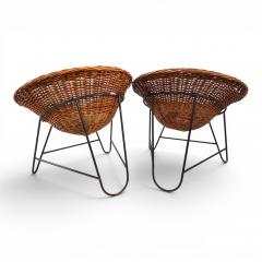 Pod Chairs Pair of Rattan Wicker Lounge Chairs on Metal Frame 1970 - 4750236