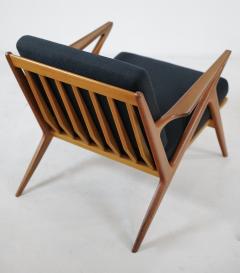 Poul Jensen Pair of Scandinavian Modern Z Lounge Chairs Designed by Poul Jensen - 4174269