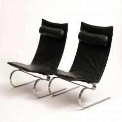 Poul Kj rholm Kjaerholm Pair of PK20 Lounge Chairs by Poul Kj rholm in Black Leather 1980s - 3813946