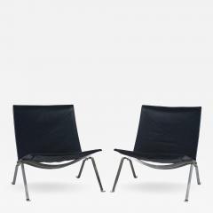 Poul Kj rholm Pair of Poul Kjaerholm PK22 Lounge Chairs by Fritz Hansen - 507216