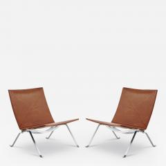 Poul Kjaerholm Kj rholm PAIR OF POUL KJAERHOLM PK22 LOUNGE CHAIR IN RUSTIC LEATHER - 3648569