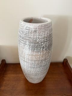 Primavera Atelier du Printemps MONUMENTAL CYLINDRICAL STRIPED PRIMAVERA VASE - 4100658