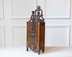 Proven al Fariniero in Carved Walnut Late 18th Century - 4473905