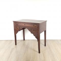 Provincial Georgian Oak and Mahogany Lowboy England circa 1800 - 3954384