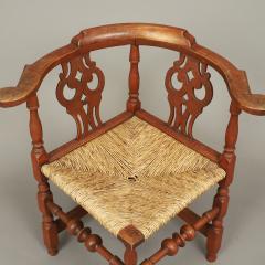 QUEEN ANNE CORNER CHAIR - 1730477