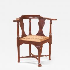 QUEEN ANNE CORNER CHAIR - 3074649