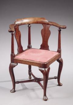 QUEEN ANNE CORNER CHAIR - 4537070