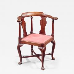 QUEEN ANNE CORNER CHAIR - 4537705