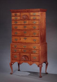 QUEEN ANNE HIGHBOY - 1156573