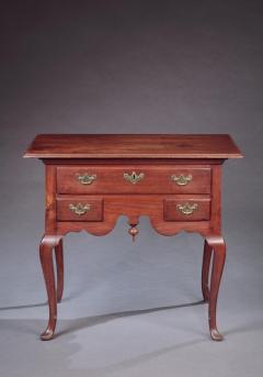 QUEEN ANNE LOWBOY - 1249071