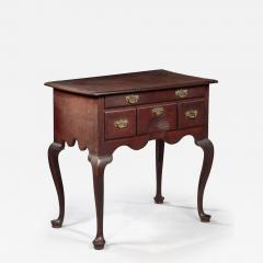 QUEEN ANNE SHELL CARVED DRESSING TABLE - 4445053