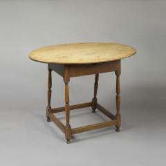 QUEEN ANNE TEA TABLE - 1351191