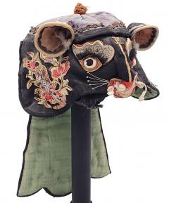 Qing Dynasty Zodiac Rat Embroidered Mask circa 1850 - 2652964