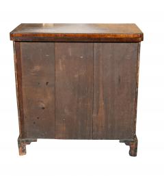 Queen Anne Burr Walnut Bachelors Chest - 4322996