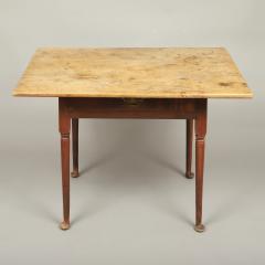 Queen Anne One Drawer Tavern Table - 4212665