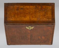 Queen Anne Period Walnut Slant Front Bureau - 3071346