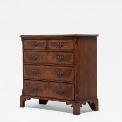Queen Anne Style Burled Walnut Chest of Drawers - 4263537