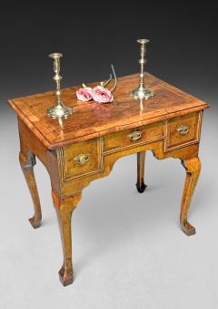 Queen Anne Walnut Lowboy - 4569306