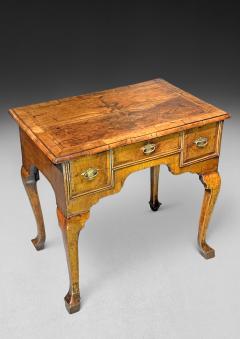 Queen Anne Walnut Lowboy - 4569307