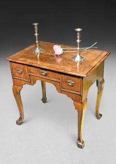 Queen Anne Walnut Lowboy - 4569309